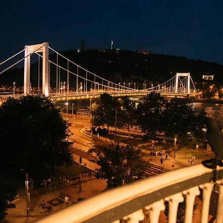 Budapest Riverfront Suite Экстерьер фото