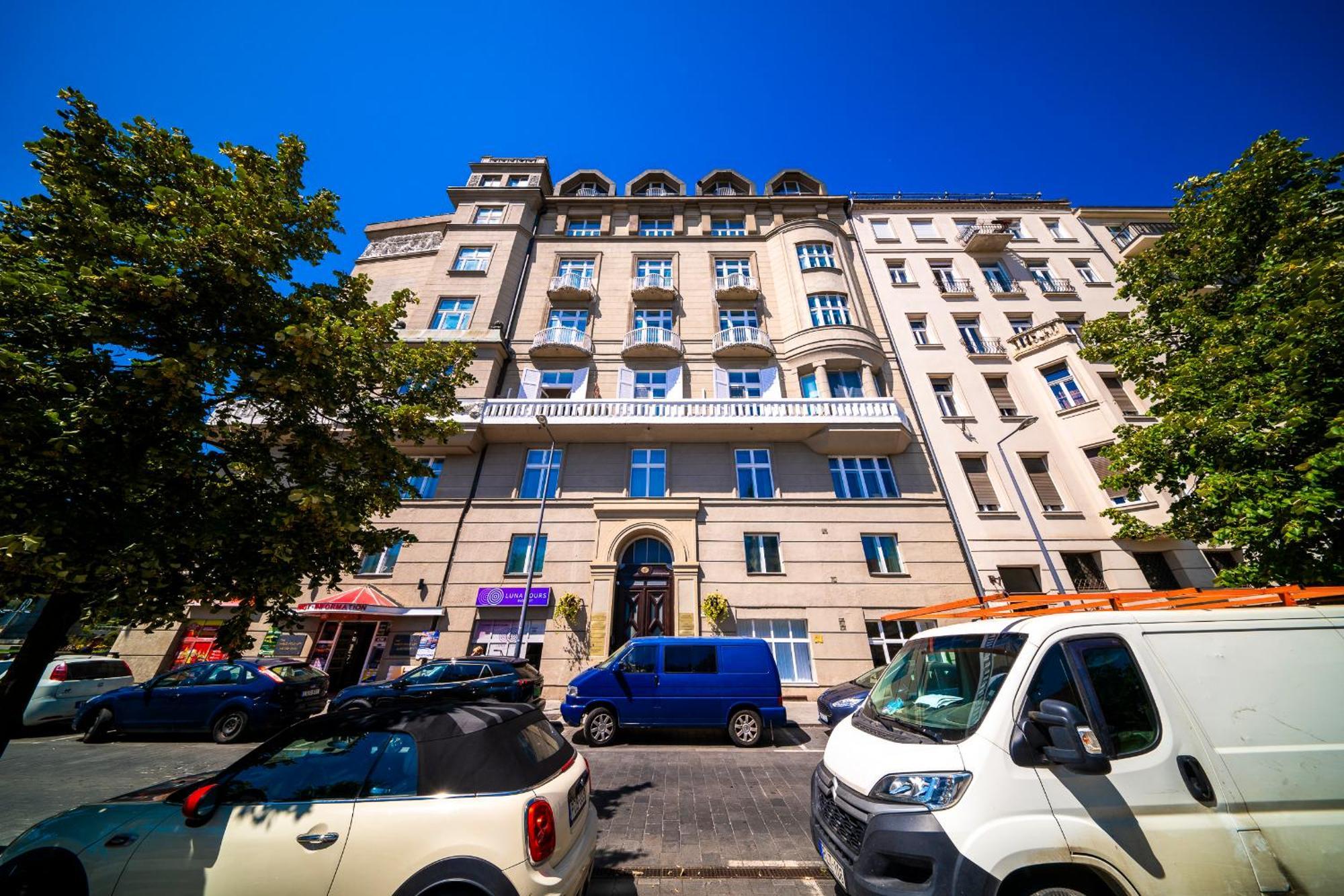 Budapest Riverfront Suite Экстерьер фото